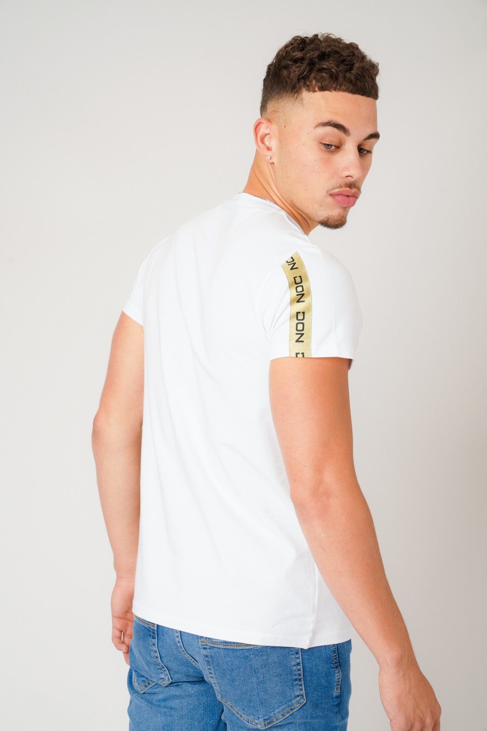BODY TAPE WHITE T-SHIRT